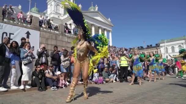 Helsinki Finlandia Junio 2023 Tradicional Verano Helsinki Samba Carnaval Muchos — Vídeo de stock