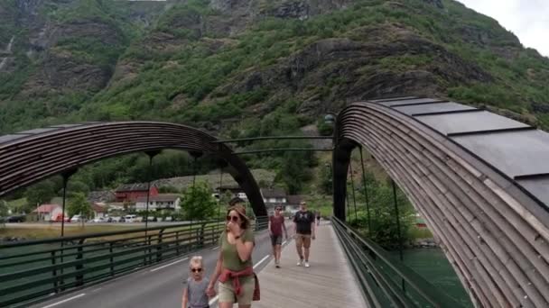 Flam Νορβηγία Ιουνιου 2023 Πρώτο Πρόσωπο Βίντεο Πόδια Γύρω Από — Αρχείο Βίντεο