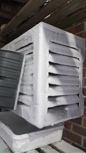 Thermopompe Source Air Unité Extérieure Couverte Neige Givre Raison Condensation — Video