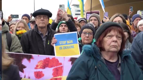 Helsinki Finnland Februar 2024 Kundgebung Zum Zweiten Jahrestag Des Krieges — Stockvideo