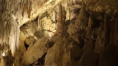 Damlataş dikit Mağarası Mallorca, İspanya