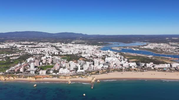 Vuelo Aéreo Ciudad Turística Potimao Región Del Algarve Portugal — Vídeo de stock