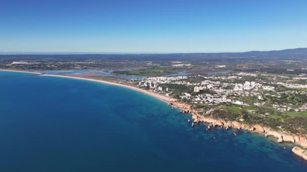 Wide Angle Drone Footage Portuguese Coastline Showing Alvor Portimao Mountains — Stock Video