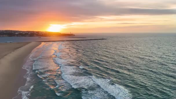 Прекрасний Барвистий Схід Сонця Над Прая Роша Португалії Вид Повітря — стокове відео
