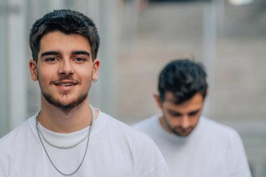 Milenyum gençleri ya da sokaktaki öğrenciler