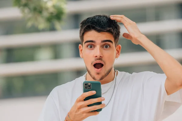 Young Man Street Mobile Phone Surprise Expression — Stock Photo, Image