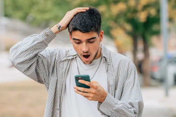 Young Male Street Mobile Phone Smartphone Expression Surprise — Stock Photo, Image