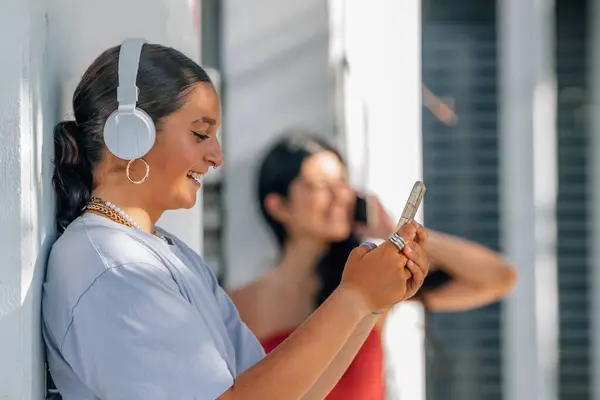 Young Girl Street Mobile Phone Headphones Telifsiz Stok Imajlar