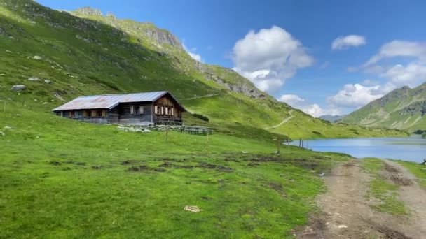 Озеро Гиглахзе Штирийском Тауэрне Австрия Место Туристов После Пандемии Коронавируса — стоковое видео