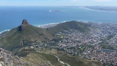 Capetown 'dan Capetown' a olan panoramik manzara Table Mountain - Capetown - Güney Afrika