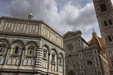 Santa Maria del Fiore Katedrali, Giotto çan kulesi ve Baptisterium