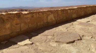 Ait Benhaddou, Fas 'taki Sahra ve Marakeş arasındaki eski kervan rotası boyunca yer alan tarihi bir çar.