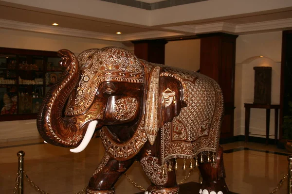 Escultura Elefante Jardín — Foto de Stock