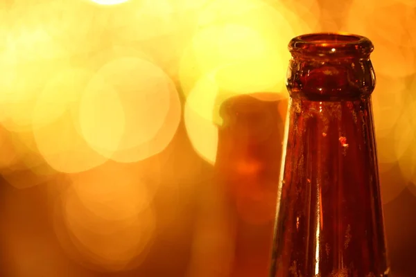 Μπουκάλι Μπύρας Στο Μπαρ — Φωτογραφία Αρχείου