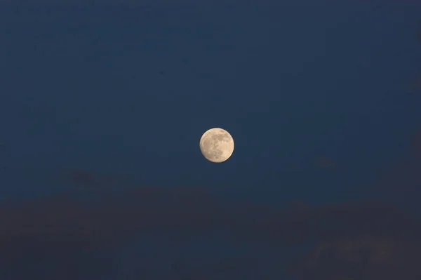 Bulan Terbenam Langit — Stok Foto