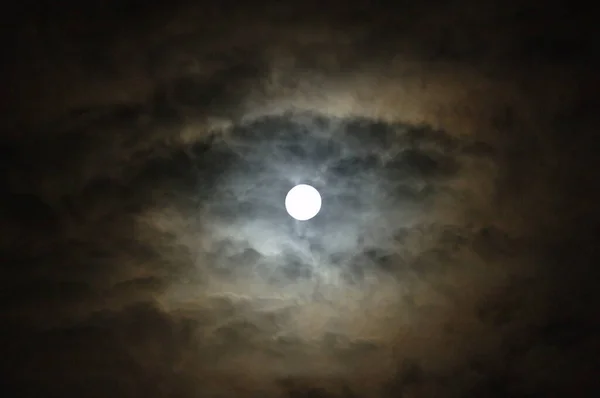 Księżyc Zachodzi Niebie — Zdjęcie stockowe