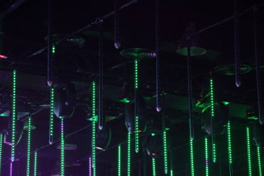 Pub 'da ışık süslemesi