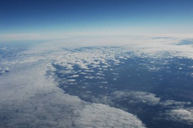 Havadan görünümü gökyüzü ve bulutlar