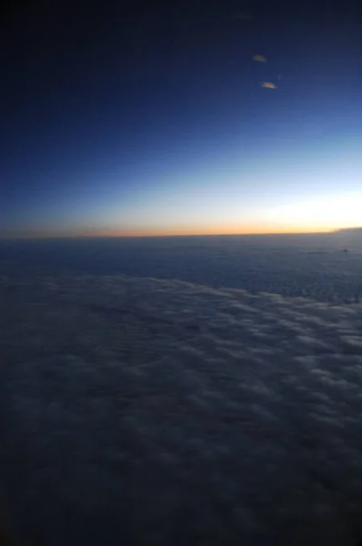 Вид Повітря Хмари Крізь Вікно Польоту — стокове фото