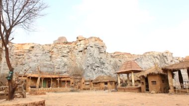 Rajasthan Hindistan 'daki kır evi.