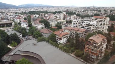 Modern Binaların Dışı