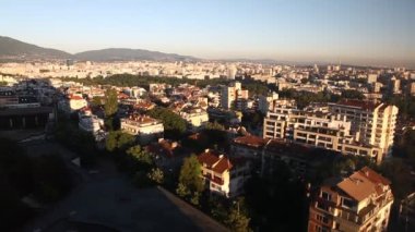 Modern Binaların Dışı