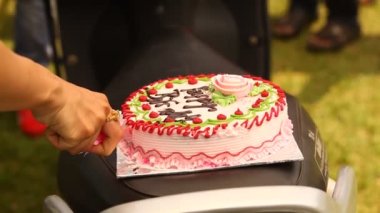 Fonksiyonda doğum günü pastası