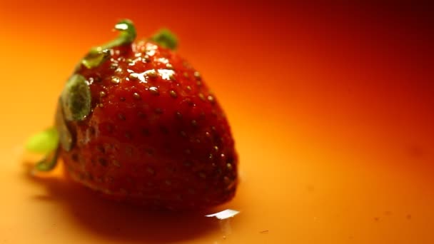 草莓果味巨无霸 — 图库视频影像