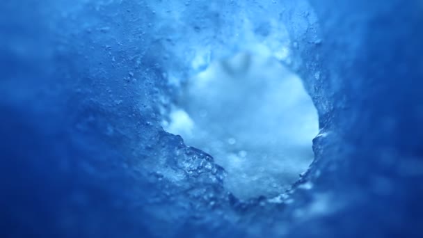Μακρό Πλάνο Του Πάγου Στο Σεληνόφως — Αρχείο Βίντεο
