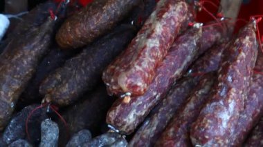 Bitkisel olmayan yemek. Domuz eti.