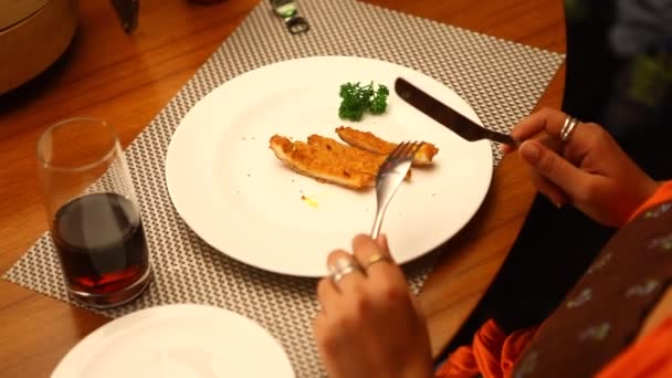桌上的印度早餐小吃 — 图库视频影像