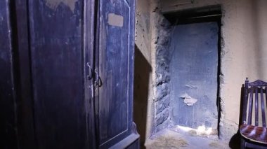 Hindistan 'daki eski binanın dehşet verici görüntüsü.