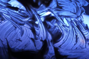 Renk Camı Üzerine Soyut Sanat Çalışması