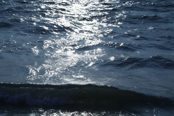 Wasserwellen Meer Bei Mondschein — Stockfoto
