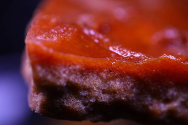 Geleneksel baston şeker küpü.