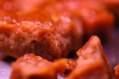 Geleneksel baston şeker küpü.