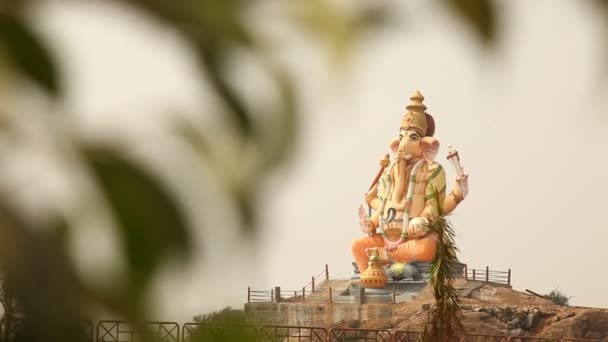 インド神殿のヒンドゥー神像 — ストック動画