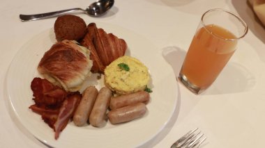 Hint kahvaltısı atıştırmalıkları.