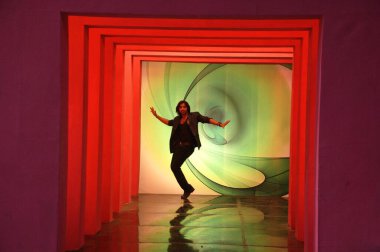 İnsanlar 5 Şubat 2024 Hyderabad Hindistan 'da eğleniyor.