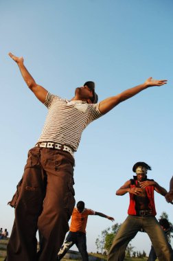 Hintli Dansçılar Hyderabad kılığında Hindistan 26 Şubat 2024