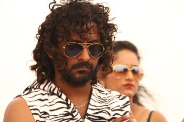 Hintli dansçı Hyderabad kılığında Hindistan 26 Şubat 2024