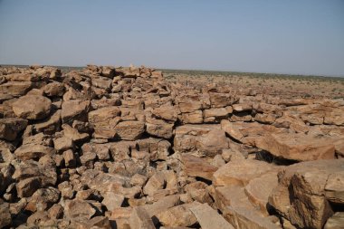 Hindistan kırsal kesimindeki Rock Hill.