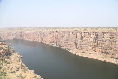 Doğada Rock Hill ve Water Hindistan