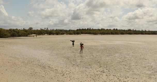 Indyjska Ekipa Filmowa Pracuje Beach Nairobi Kenya Marca 2024 — Wideo stockowe