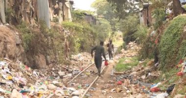 Kenya Yürüyüşü Çöp Yığını Yakınındaki Kenya Nairobi Kenya 5 Mart 2024