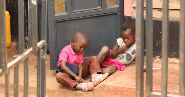 Африканский Черный Ребенок Дома Найроби Кения Африка Марта 2024 — стоковое видео