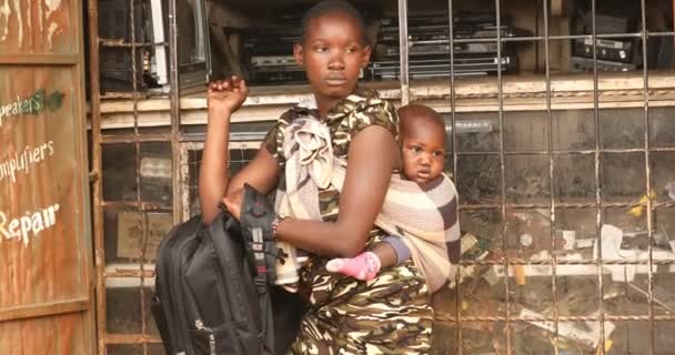 Afrykańska Matka Dziecko Nairobi Kenia Afryka Marca 2024 — Wideo stockowe