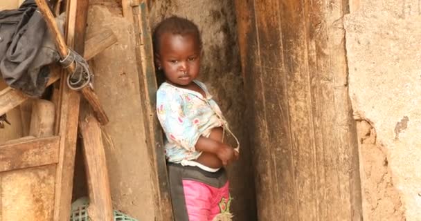 Afrika Anak Hitam Rumah Nairobi Kenya Maret 2024 — Stok Video