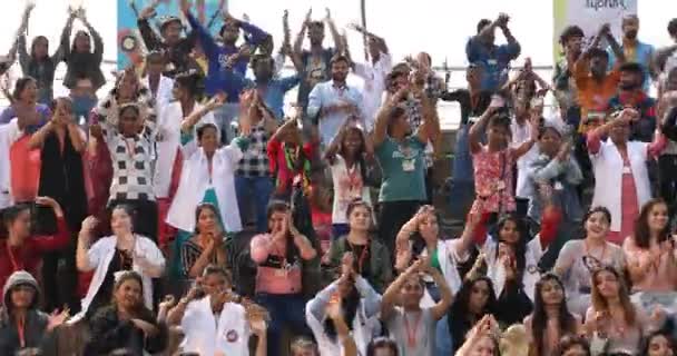 Indyjscy Studenci Klaskają Progrom Hyderabad India Marca 2024 — Wideo stockowe