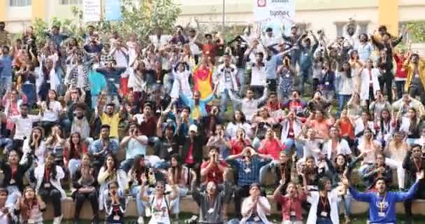 Hintli Öğrenciler Progrom Hyderabad Hindistan Mart 2024 Alkışlıyorlar — Stok video